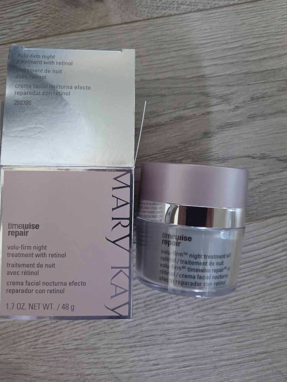 Mary Kay Timewise Repair Volu-Firm Night Treatment - Pale Pink & Silver